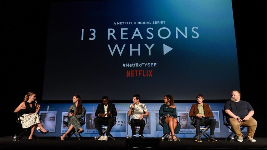 Desde su estreno, la serie ha generado polémica por incitar al suicidio en adolescentes.. Foto: Getty Images