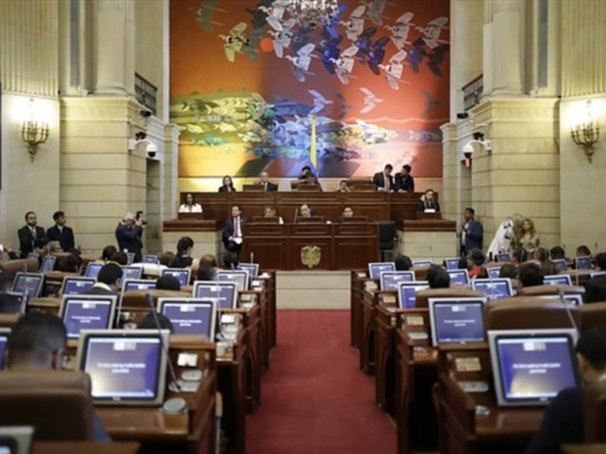 En primer debate el Senado aprueba ascenso de 40 oficiales de Fuerzas Militares y Policía