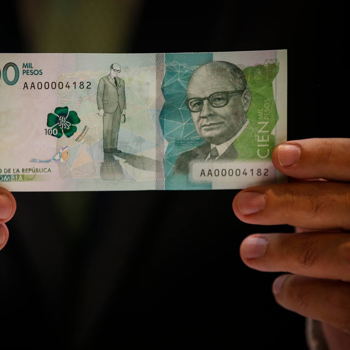 ¿Cómo saber si un billete de $100.000 es falso? Este truco lo salvará