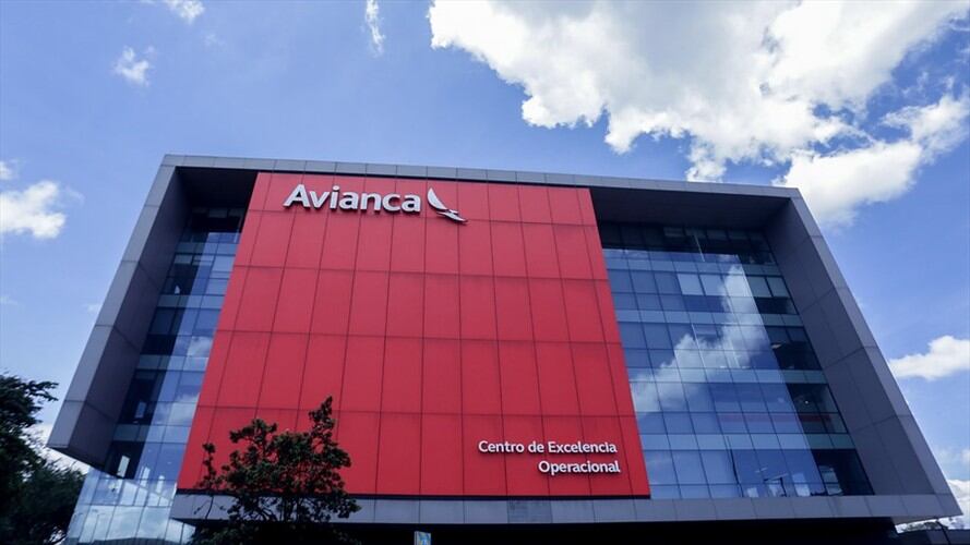 Tras fallo de la Corte Suprema en tres tutelas de pilotos despedidos, Avianca se pronunció. Foto: Colprensa