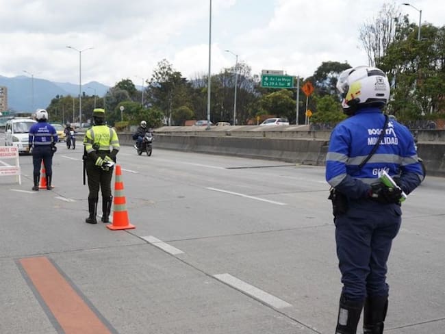 Diferencia entre agente y policía de tránsito - Foto tomada de Secretaría de Movilidad