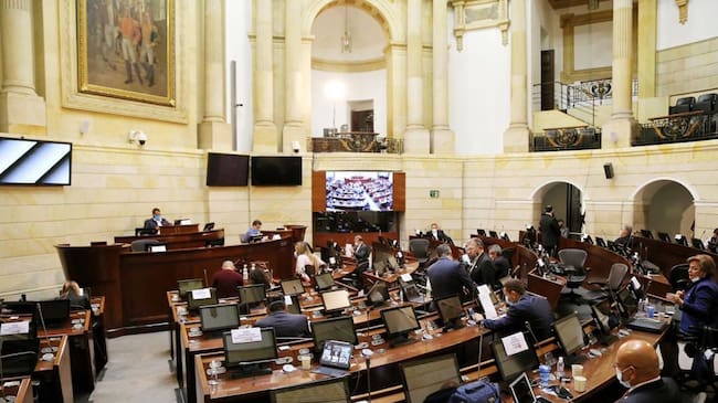La reforma política en la plenaria del Senado.