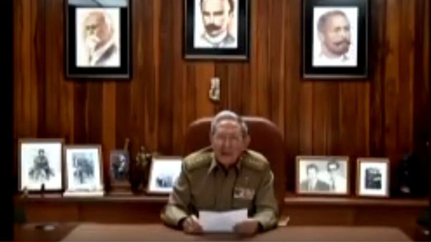 Raul Castro anuncia la muerte de Fidel Castro. Foto: