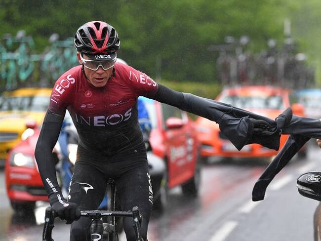 El ciclista británico Chris Froome sufrió una fuerte caída durante el reconocimiento de la contrarreloj de la Dauphiné en Roanne. Foto: Getty Images