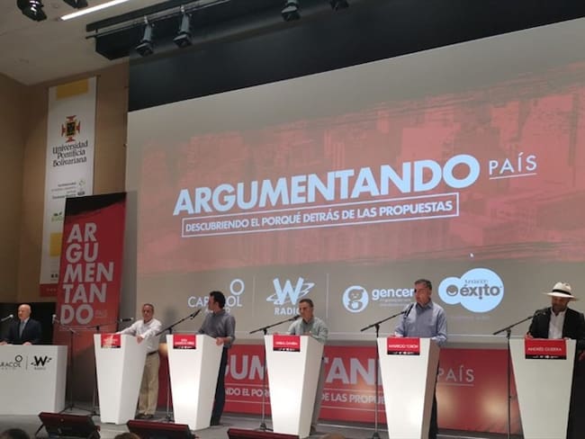 Debate Argumentando País desde Antioquia. Foto: La Wcon Julio Sánchez Cristo