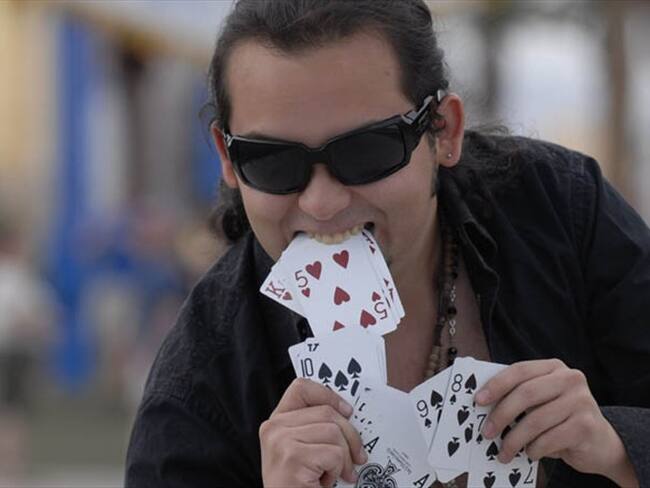 Los magos deben reinventarse todos los días: Juan Álvarez