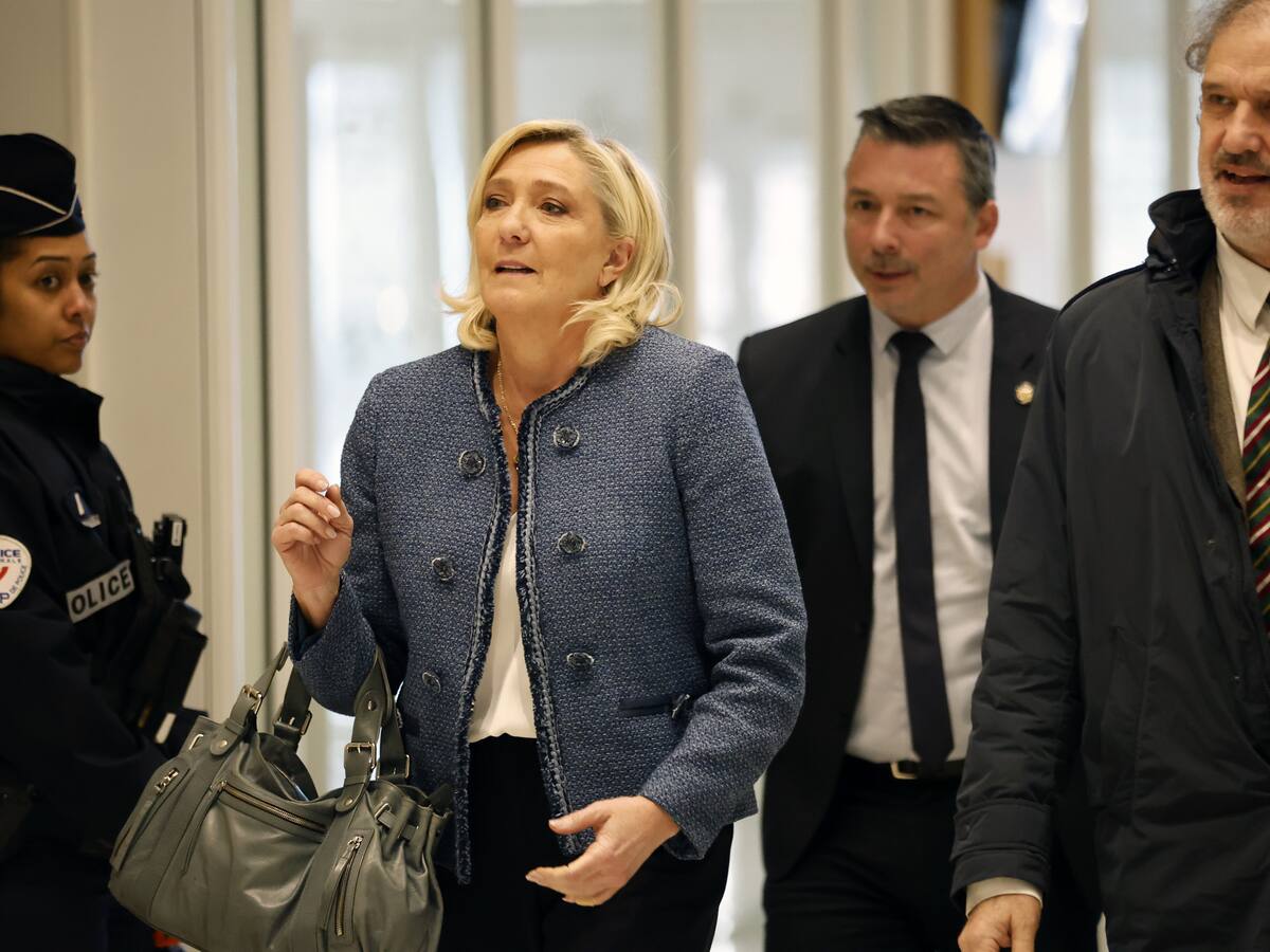 Marine Le Pen recurrirá la sentencia que la inhabilita, anuncia uno de sus abogados