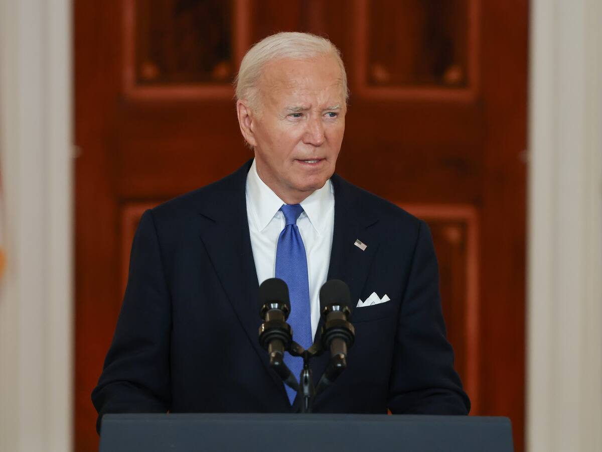Gobernadora demócrata se suma al sector que sugiere a Biden reconsiderar su candidatura
