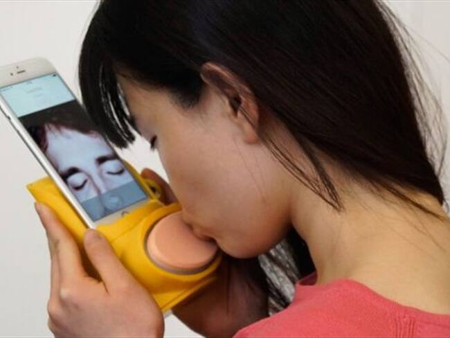 ¿Podrá el Kissenger acercar a las personas a la distancia? Foto: BBC Mundo