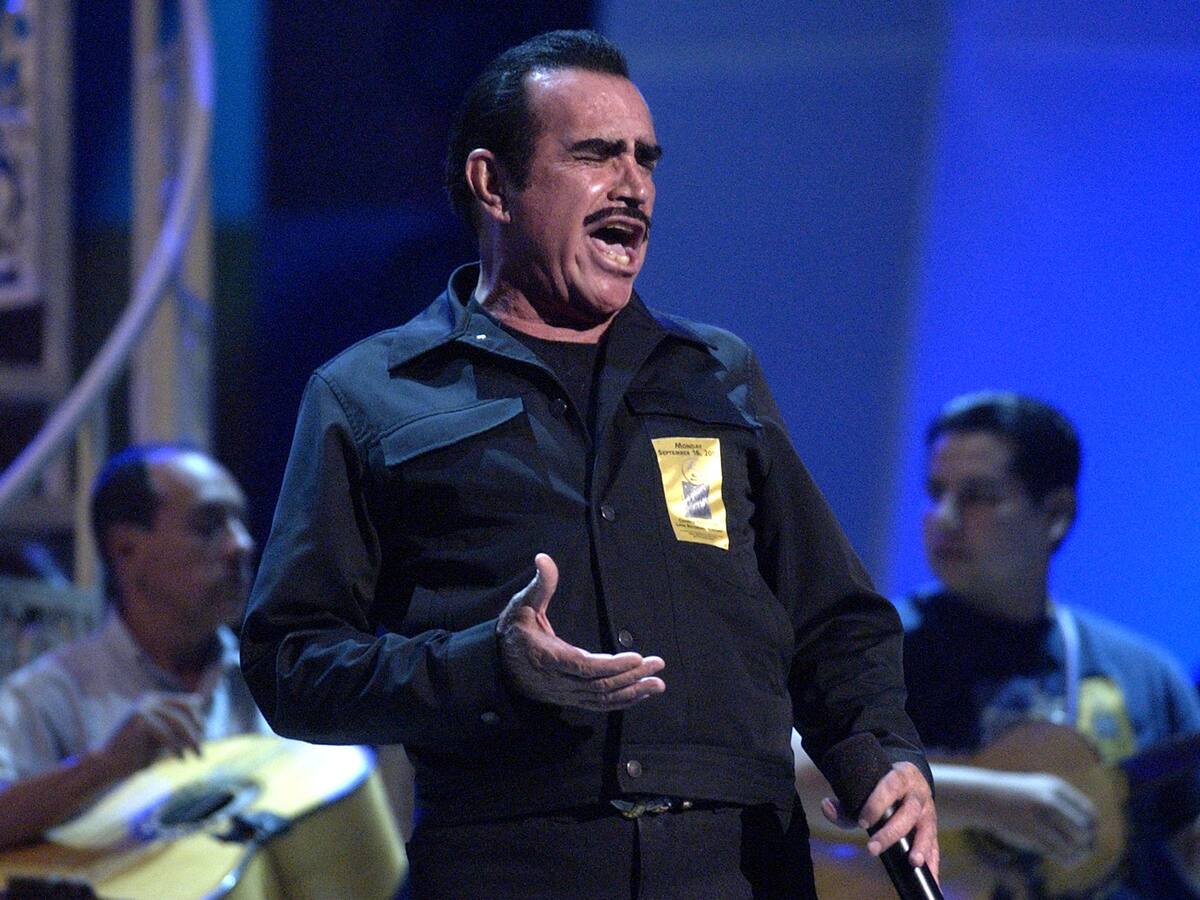 “Con Vicente Fernández éramos pareja en la película y fuera del set, muy amigos”: Blanca Guerra