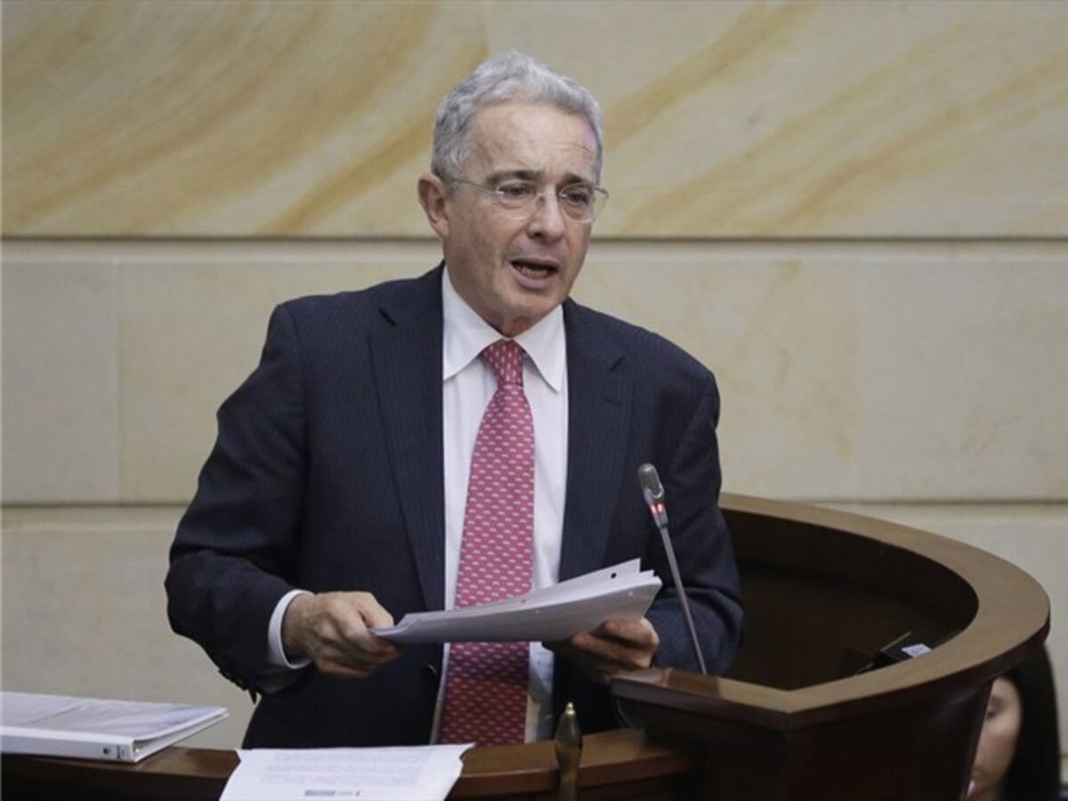 Uribismo saldrá a las calles este domingo como acto de solidaridad con el senador