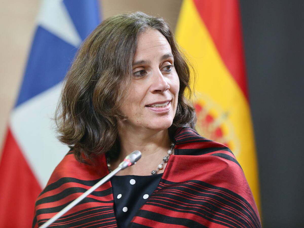 Esperamos que Colombia avance en implementar el Acuerdo de Paz: canciller de Chile
