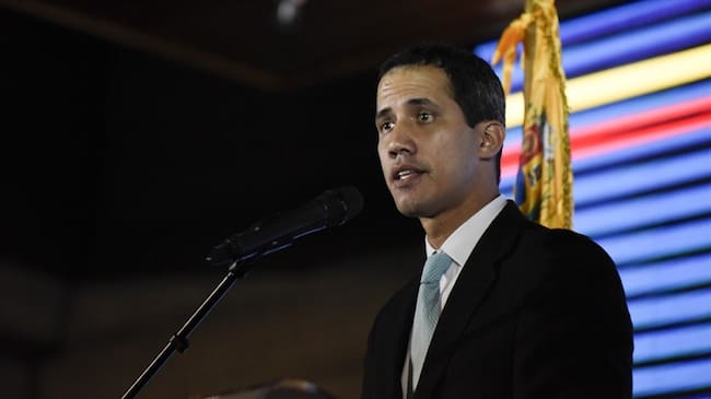 Juan Guaidó afirma que la mediación es para resolver la crisis política venezolana. Foto: Getty Images