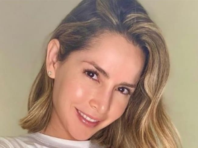 El bikini de infarto de Carmen Villalobos. Foto: Instagram: @cvillaloboss