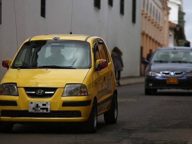 ¿Qué opina sobre los taxis tipo "zapatico"?. Foto: Colprensa