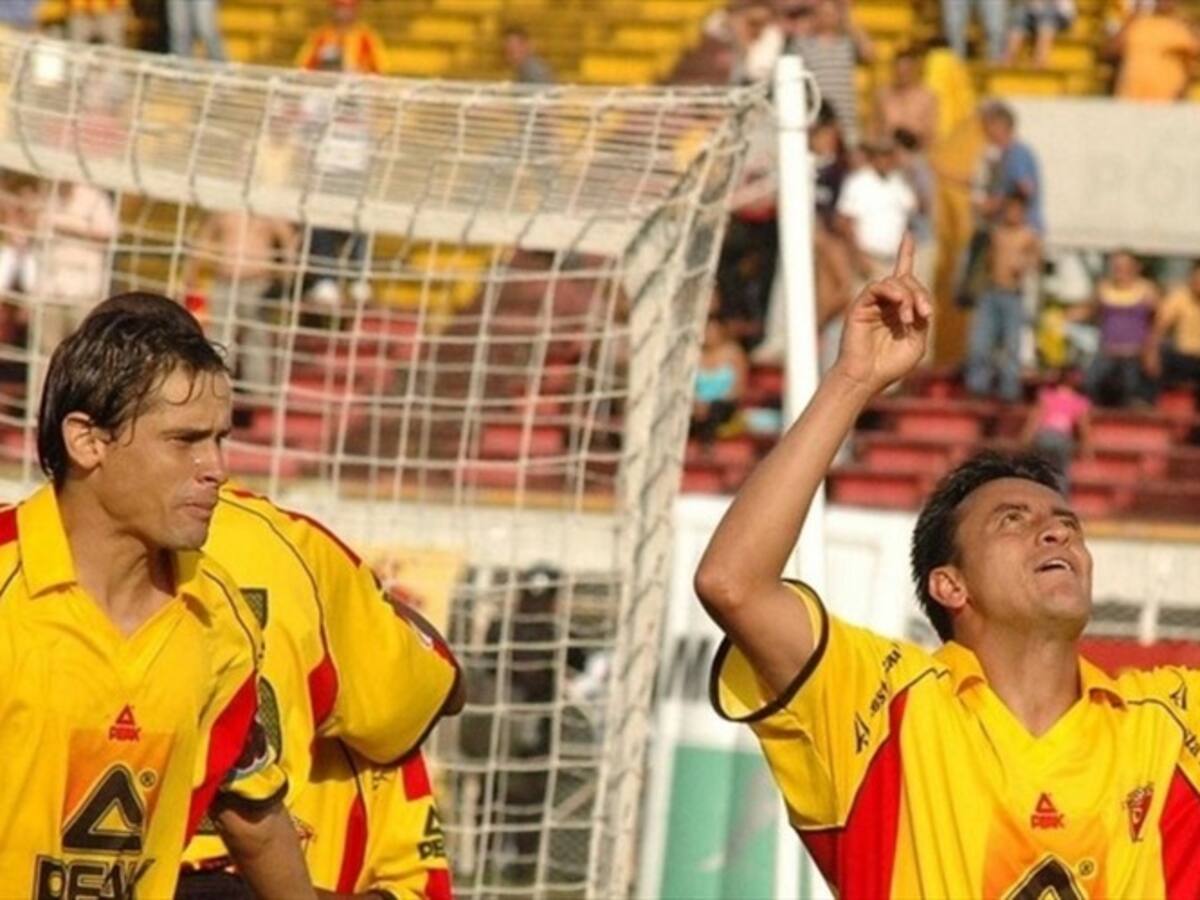 Clubes, jugadores e hinchas despiden a Jhon Mario Ramírez
