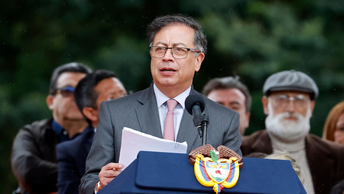 Presidente Petro lamentó la muerte de tres uniformados de la Policía en el Cauca