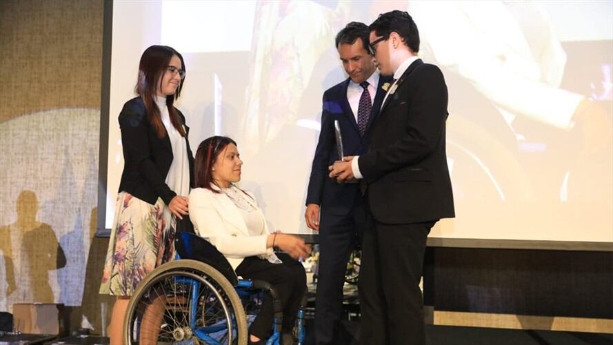#NocheDeLosMejores Indeportes y Gobernación de Cundinamarca premiaron atletas destacados. Foto: #AliadosW