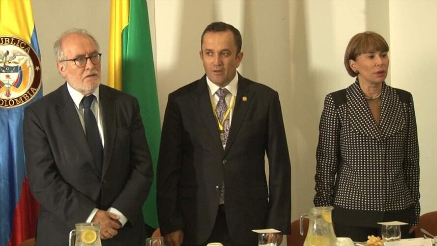 La ministra Alicia Arango comunicará al presidente Iván Duque las principales preocupaciones de las diferentes centrales obreras del país. Foto: Adrián Rodríguez