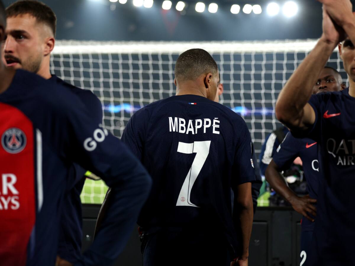 Mbappé se despide del PSG con el cariño de las gradas y sin un homenaje del club