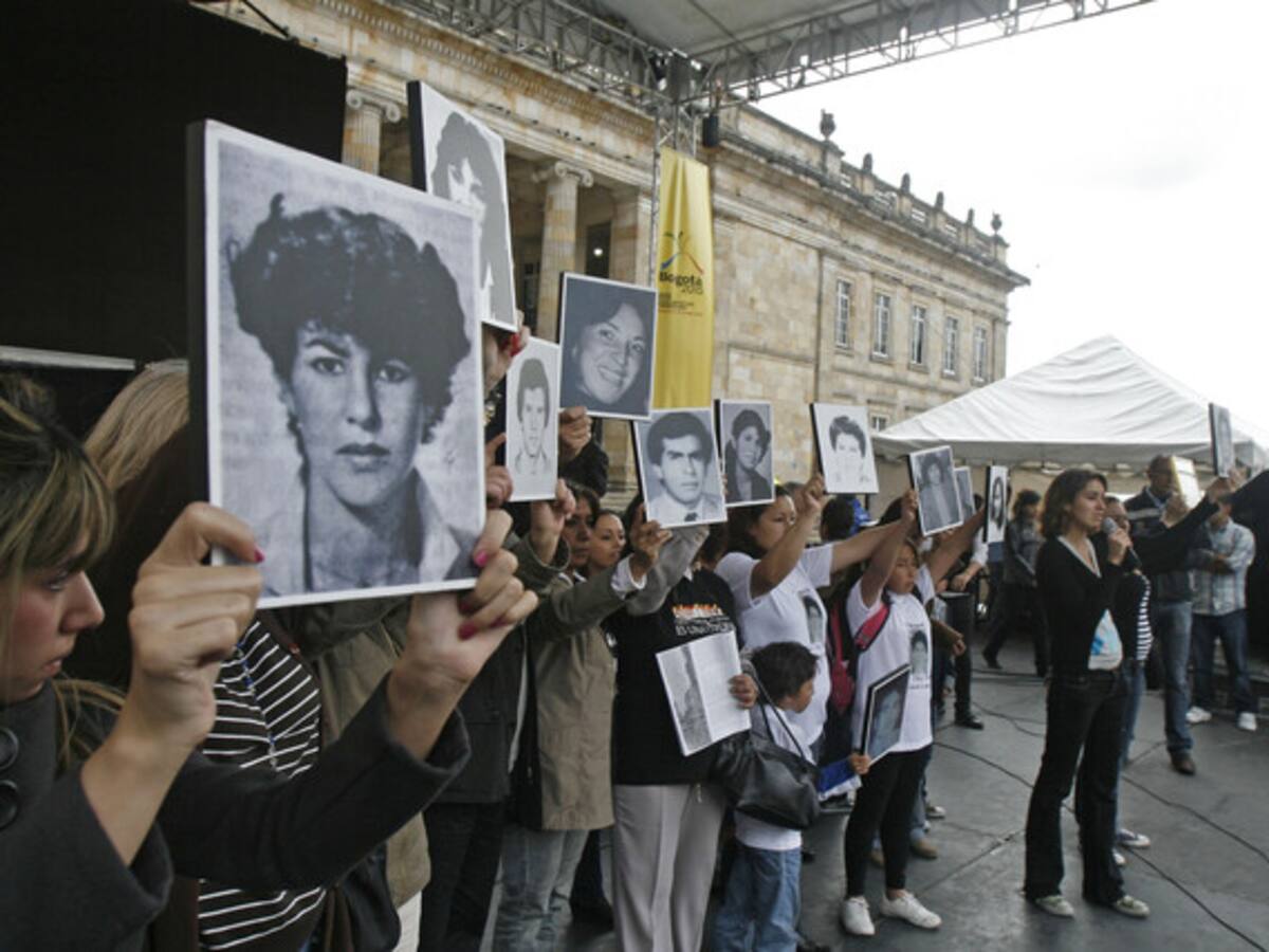 Víctimas de la retoma al Palacio de Justicia recusan a magistrado