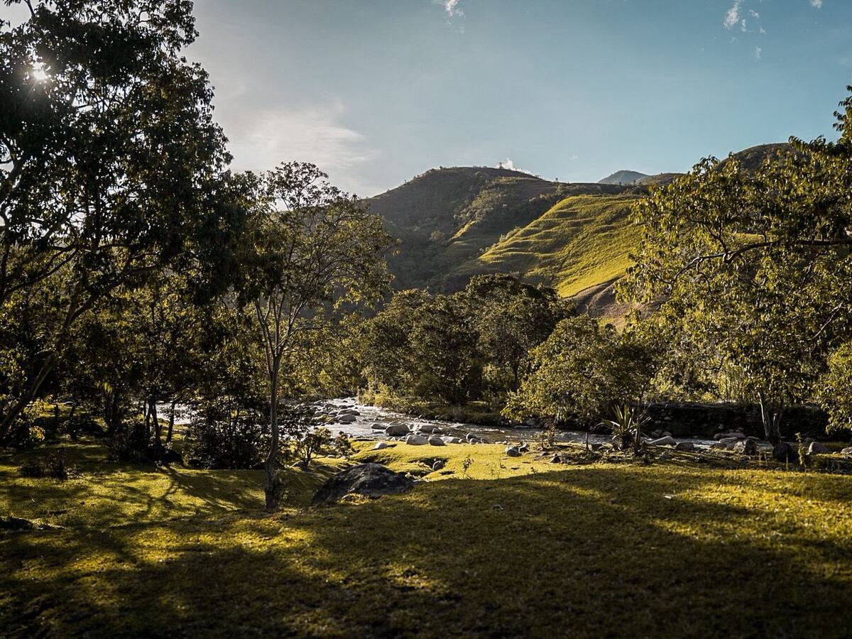 ANT y pueblos indígenas de la Sierra Nevada acuerdan Mesa Regional