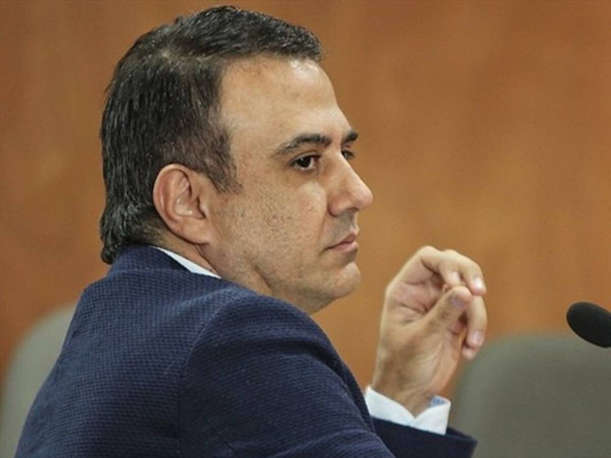 Procuraduría inhabilita por 12 años al exgobernador de Córdoba, Edwin Besaile