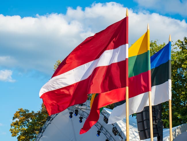 Banderas de Letonia, Lituania y Estonia. Foto: Getty Images