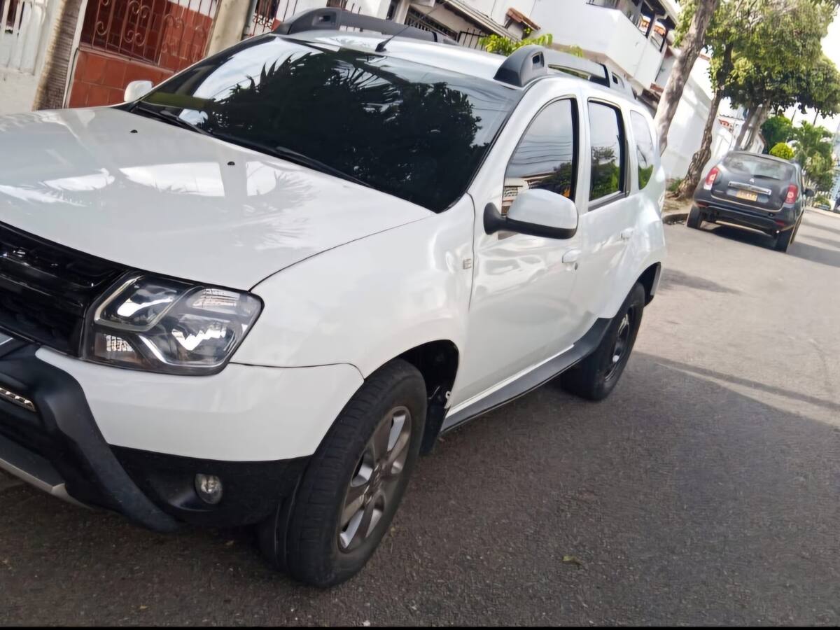 Carro sin blindaje: lo que le dio UNP a director de cárcel en Girón amenazado de muerte