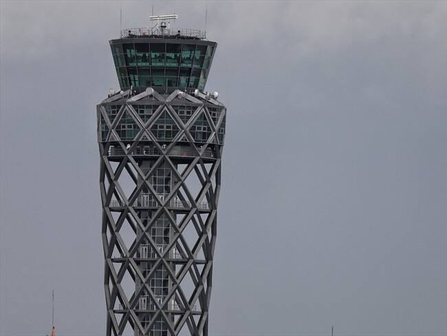 Se suspendieron todos los servicios internos, incluido el correo electrónico y la intranet, así como la página web de la Aeronáutica Civil. Foto: Colprensa / ÁLVARO TAVERA