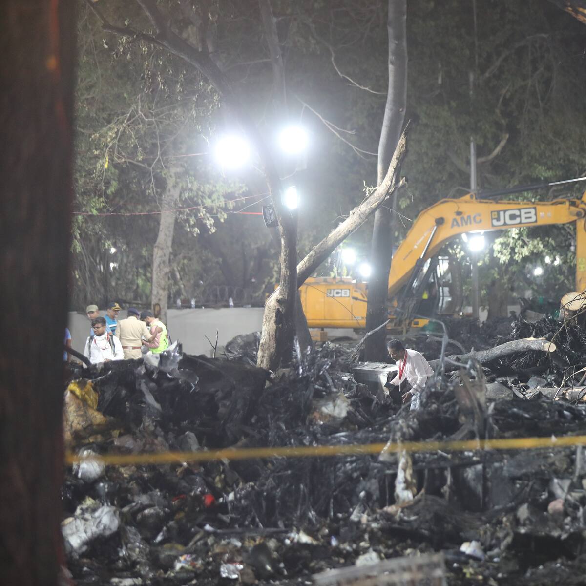 “No tengo ni idea de cómo salí de ese avión”: único superviviente del accidente aéreo en India