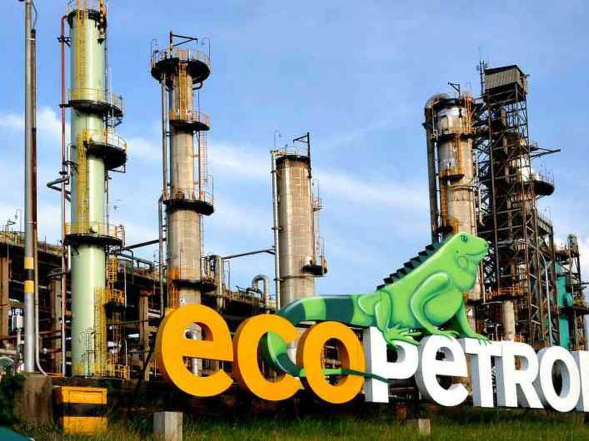 USO le pide a Ecopetrol “la verdad” sobre la alianza con paramilitares en Barrancabermeja