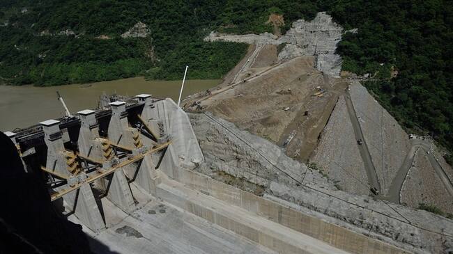 Finalizó el cierre de la compuerta 1 en Hidroituango. Foto: Agencia EFE