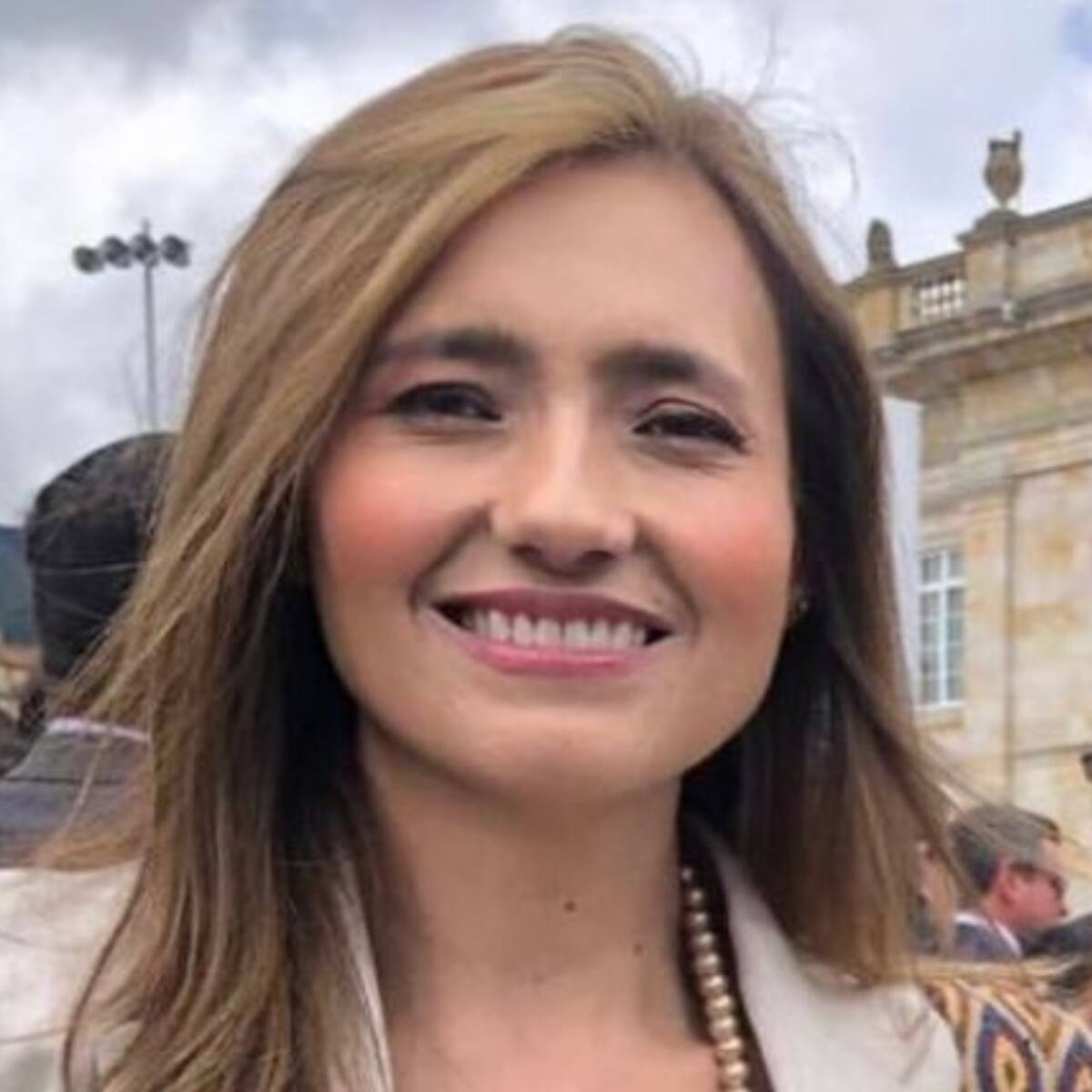 Ministra TIC renuncia a empresa que tiene demandada a la Nación
