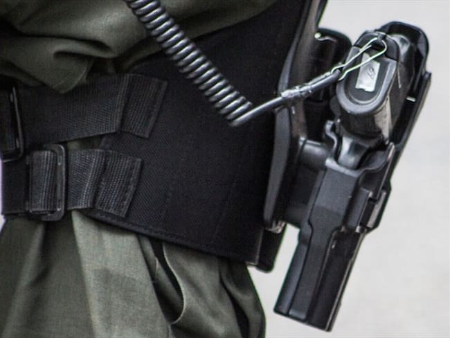 Imagen de referencia de un uniformado de la Policía. Foto: Daniel Garzn Herazo / EyeEm