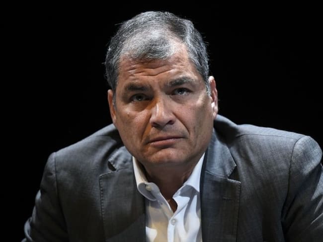 Me fui de Ecuador sin una multa de tránsito y hoy enfrento 33 acusaciones: Rafael Correa