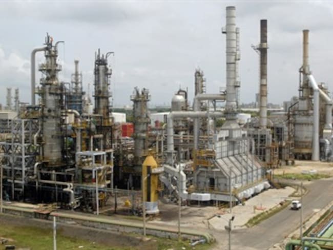 Presidente de la refinería de Cartagena explica sobrecostos del proyecto