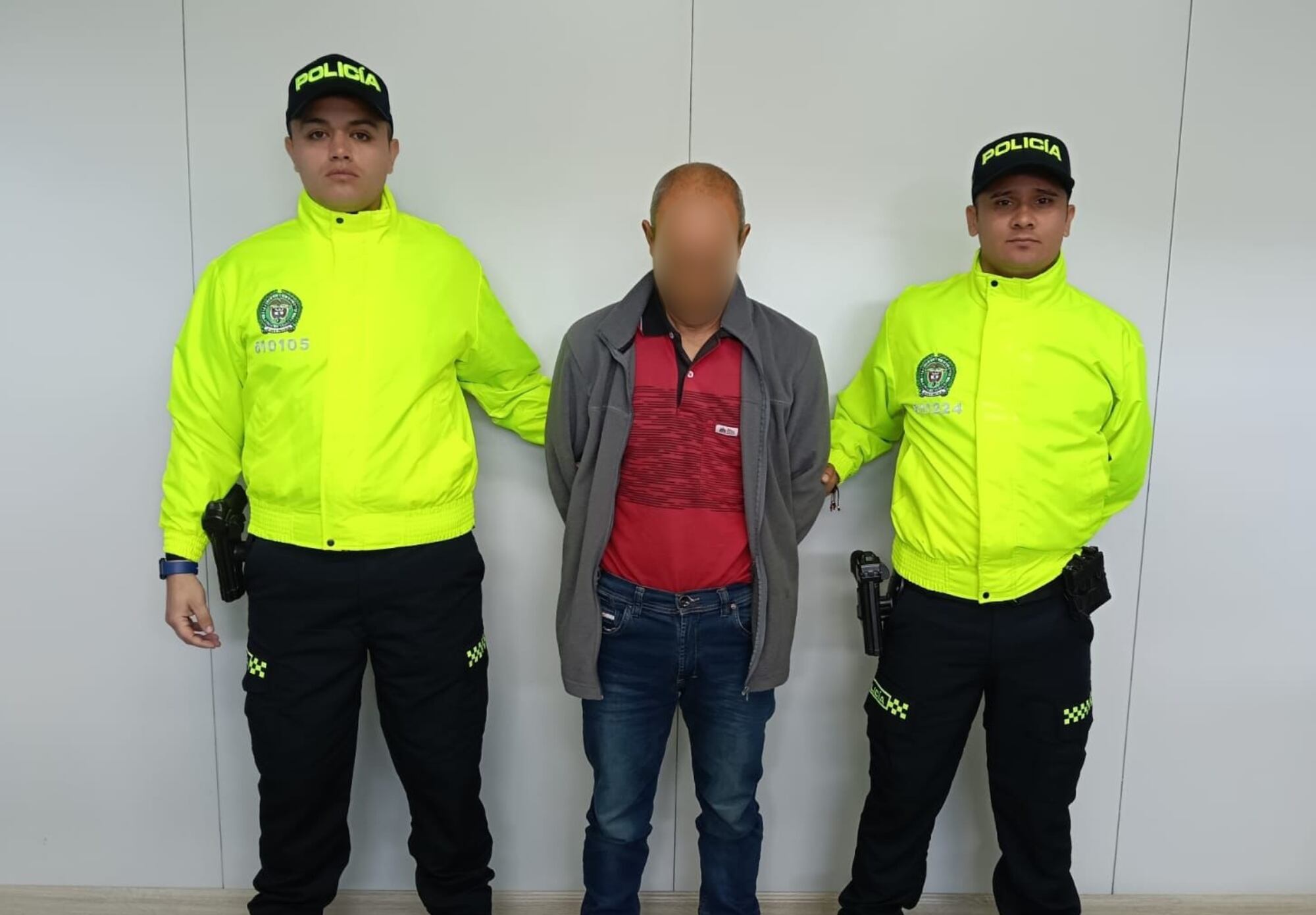 Primera orden de captura por actos sexuales contra un animal