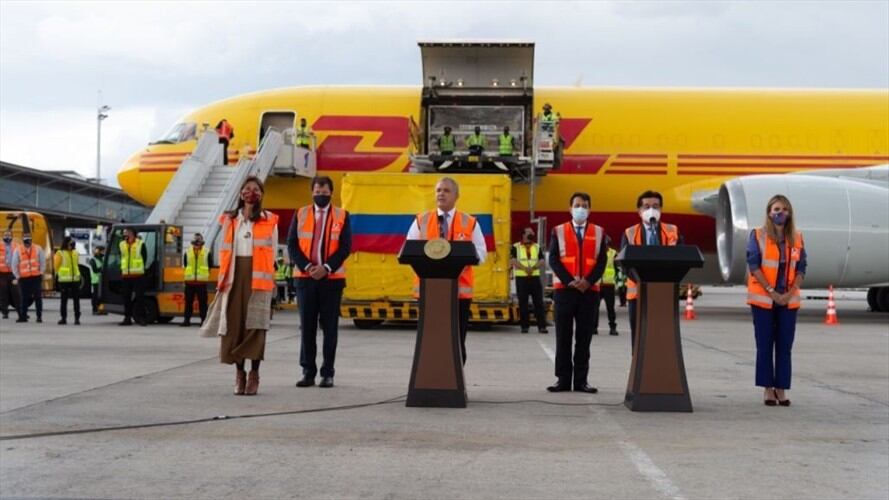 Vacunación contra COVID-19 en Colombia. Foto: Getty Images