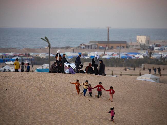 Campo de refugiados en Gaza. Foto: EFE/EPA/HAITHAM IMAD