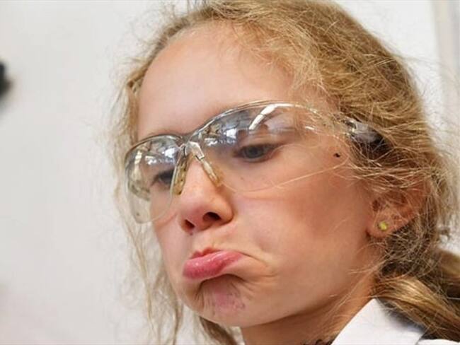 El láser que hace invisible lo opaco. Foto: Bang Media