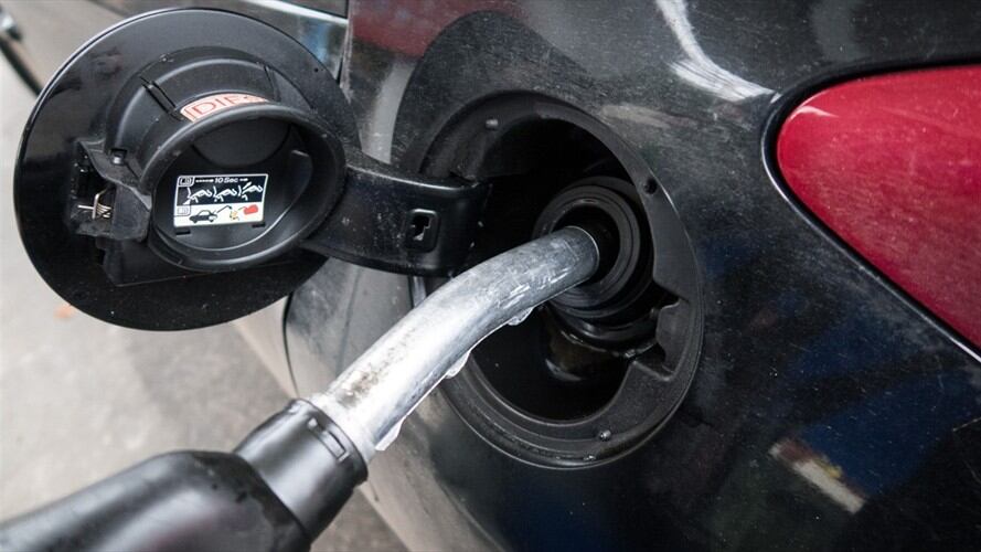 La ministra de Minas, María Fernanda Suárez, pide apoyo a su homólogo ecuatoriano para el suministro de combustibles debido al desabastecimiento. Foto: Getty Images