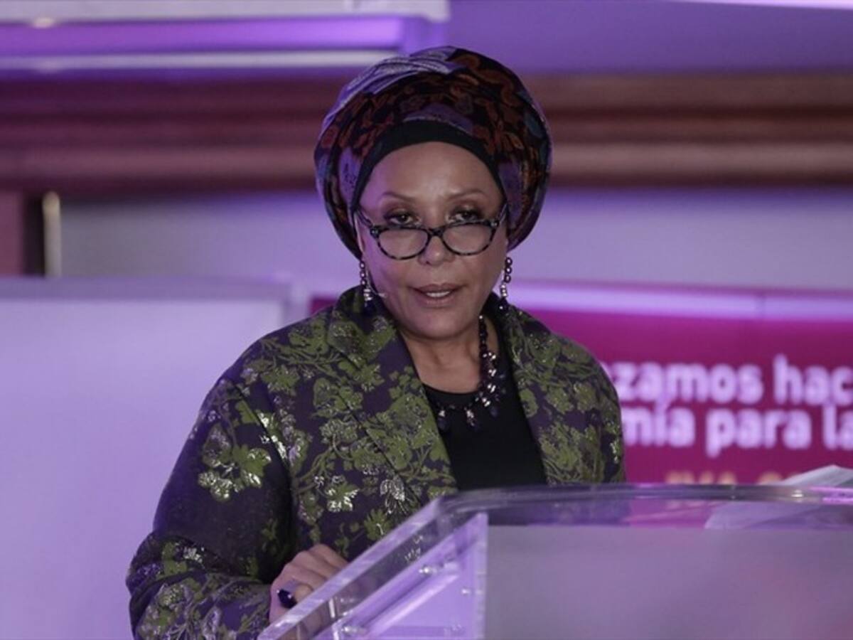 Dispararon contra vehículo asignado a la exsenadora Piedad Córdoba