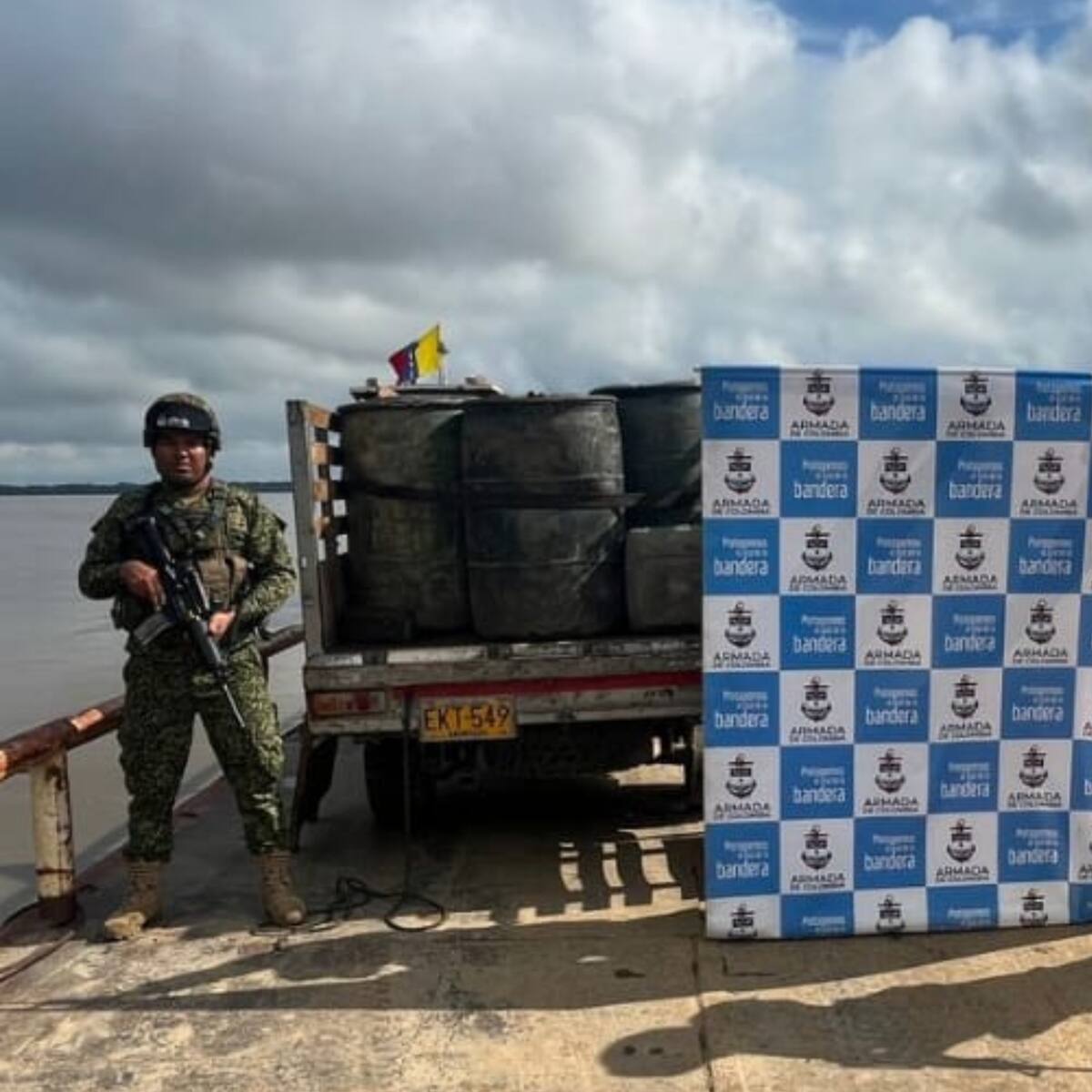 Armada inmoviliza insumos para procesamiento de drogas ilícitas avaluados en $345 millones