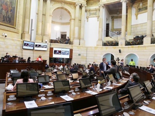 Julio César Turbay Noguera: la nueva ficha del Partido Liberal en el Senado