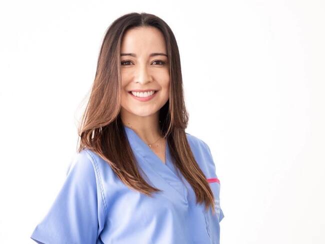 Cámaras de bronceo: ¿perjudiciales para la piel? Dermatóloga experta explica