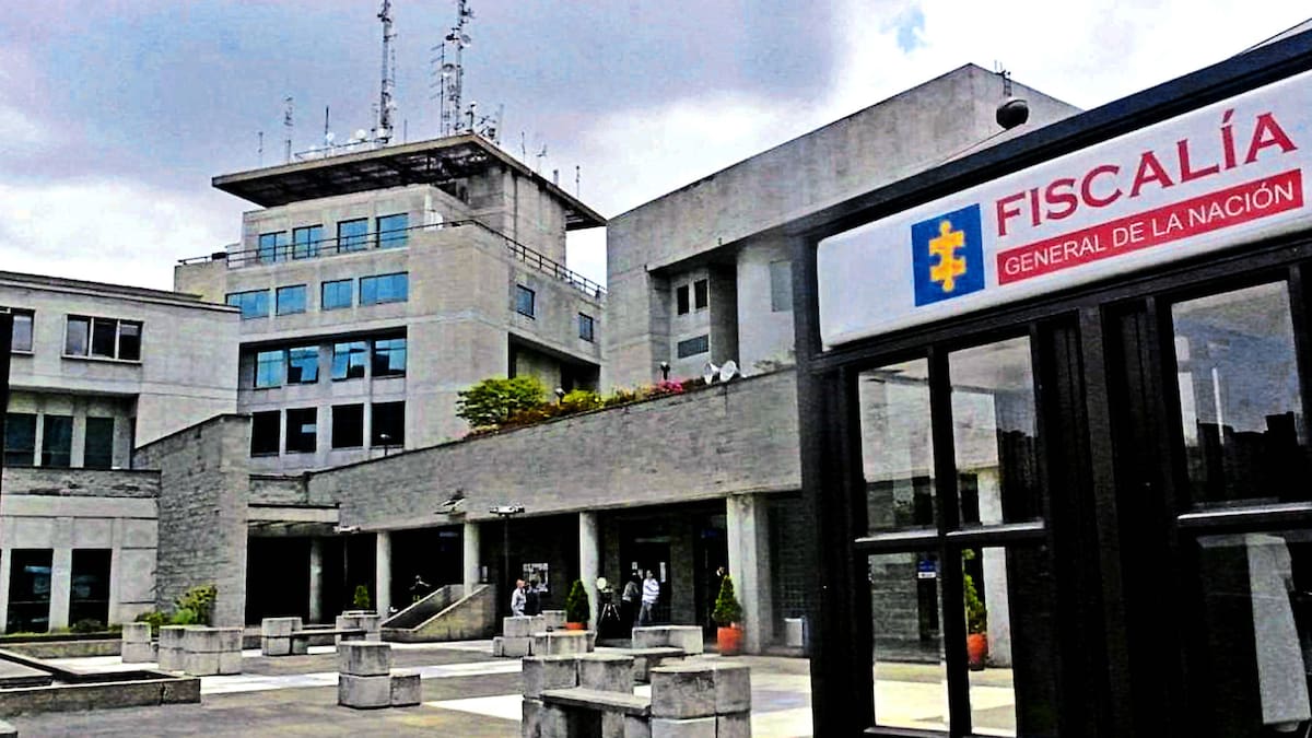 ¿Abogado que organiza reuniones Petro-Uribe quiere ser fiscal general?