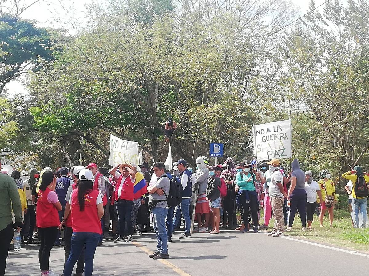 Cerca de mil personas fueron desalojadas en una invasión de Neiva