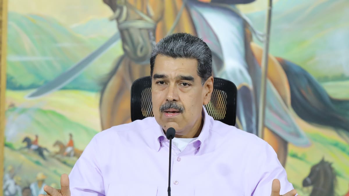 Maduro advirtió con declarar “en armas” a Venezuela si es agredida