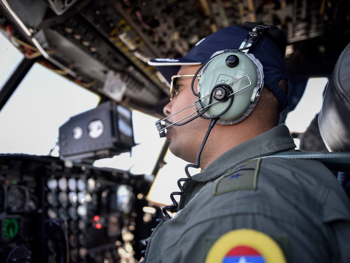 ¿Cuáles son los requisitos para ingresar a la Fuerza Aérea Colombiana 2025? Costo, inscripción y más